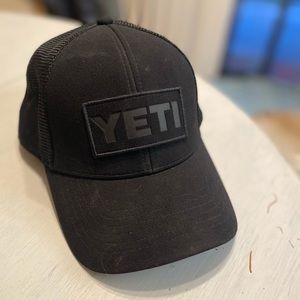 Yeti SnapBack trucker hat